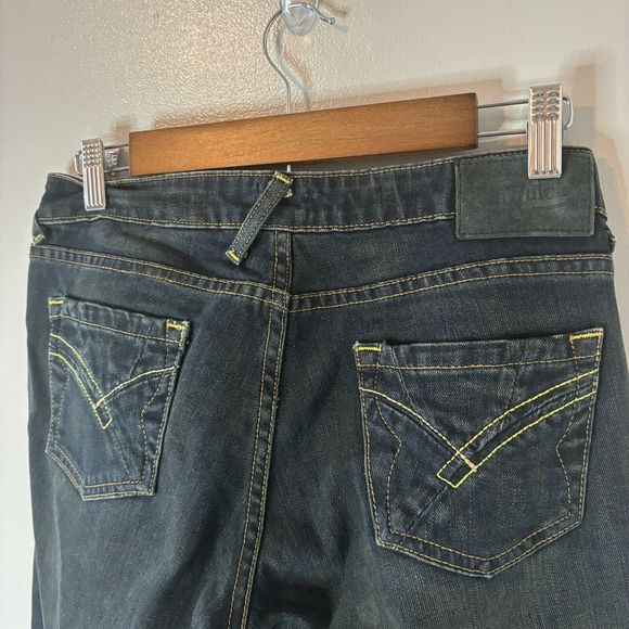 Von Dutch Women’s Wide Flare Jeans Dark Wash Low Rise Denim Pants Size 2… - Picture 7 of 7